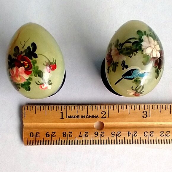 Vintage Chinese Jade Green Egg Trio Hand Painted Stones w/Stands - Picture 7 of 15